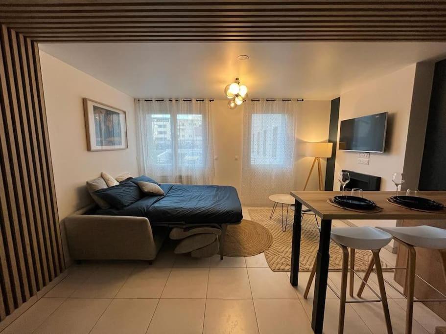 Petit Cocon En Hyper-Centre Apartment Reims Luaran gambar