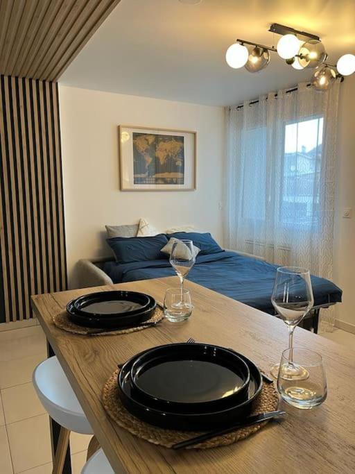 Petit Cocon En Hyper-Centre Apartment Reims Luaran gambar